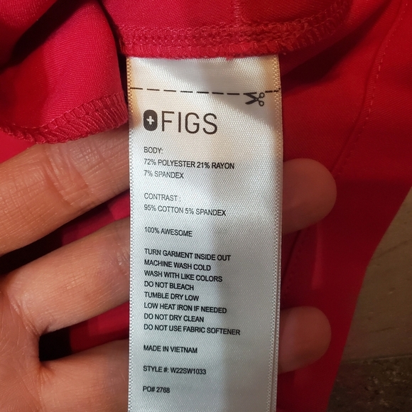 NWT/NWOT Figs Oran scrub set. Slim fit top. Joggers. Hot pink, orange. XXS. 26" - Picture 12 of 16
